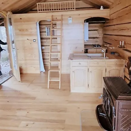 Le Chalet Des Cigales فندق مبيت وإفطار *